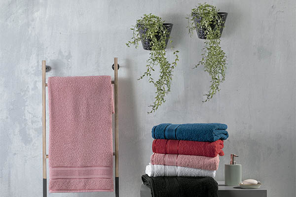 toalha monarca em diversas cores diferentes